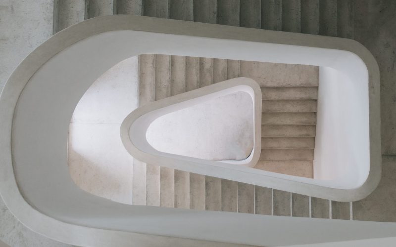 escaleras forma orgánica escaleras forma orgánica blanca vista desde arriba